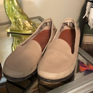 Tan canvas crocs slip on’s women’s size 9